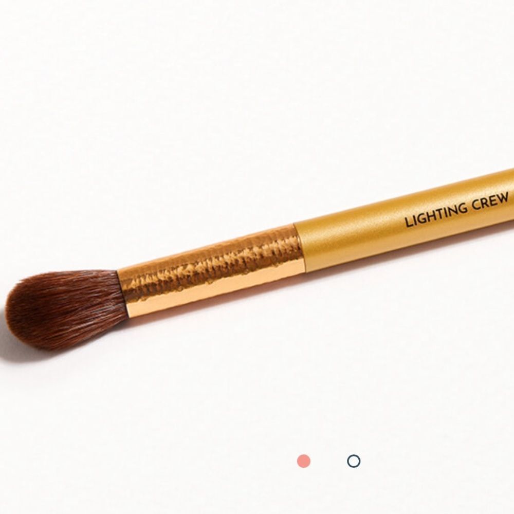NWT MOTD COSMETICS Lighting Crew